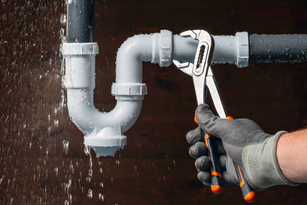 Professional Gas Line Repair technician working in Pinehurst, ID